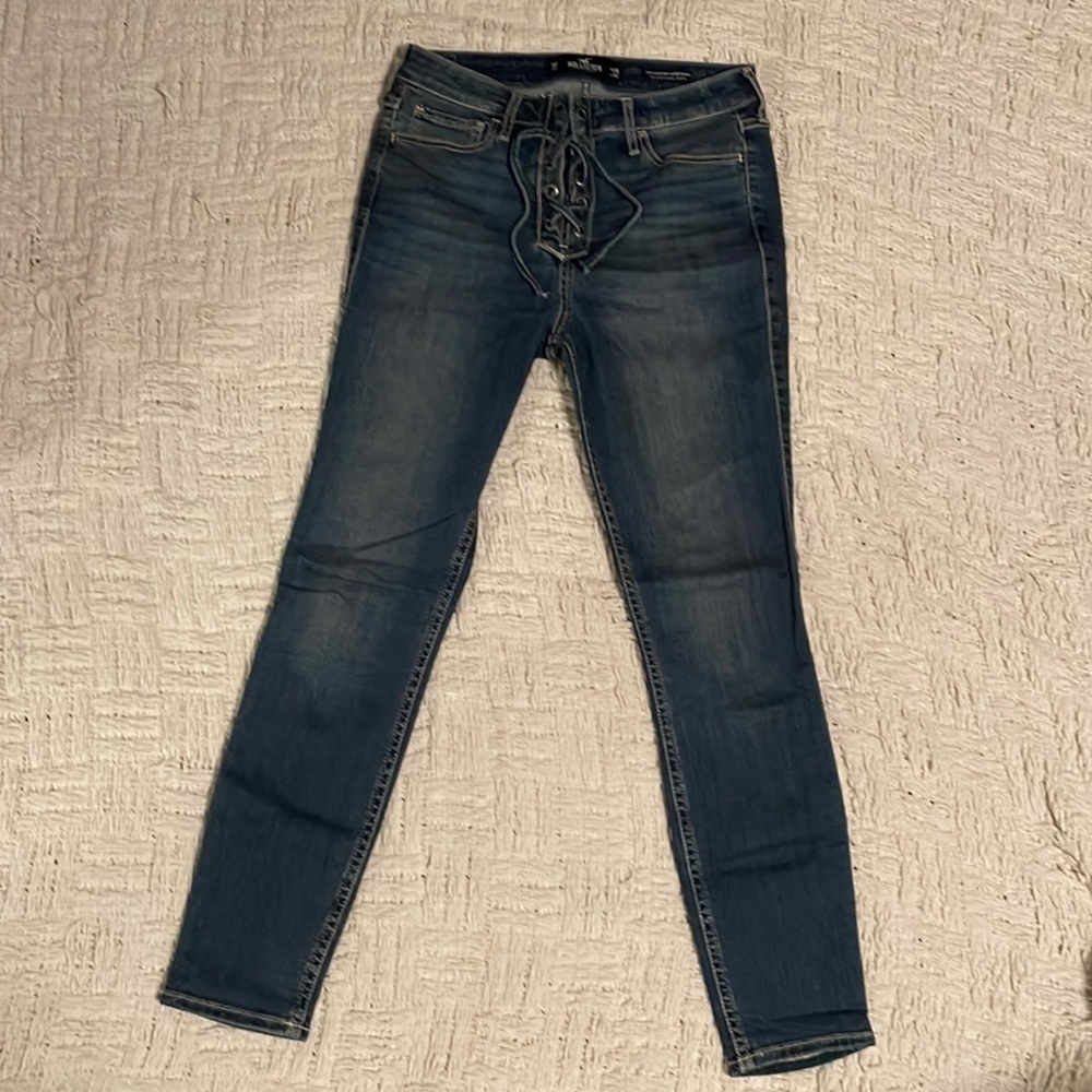 Hollister crop jeans